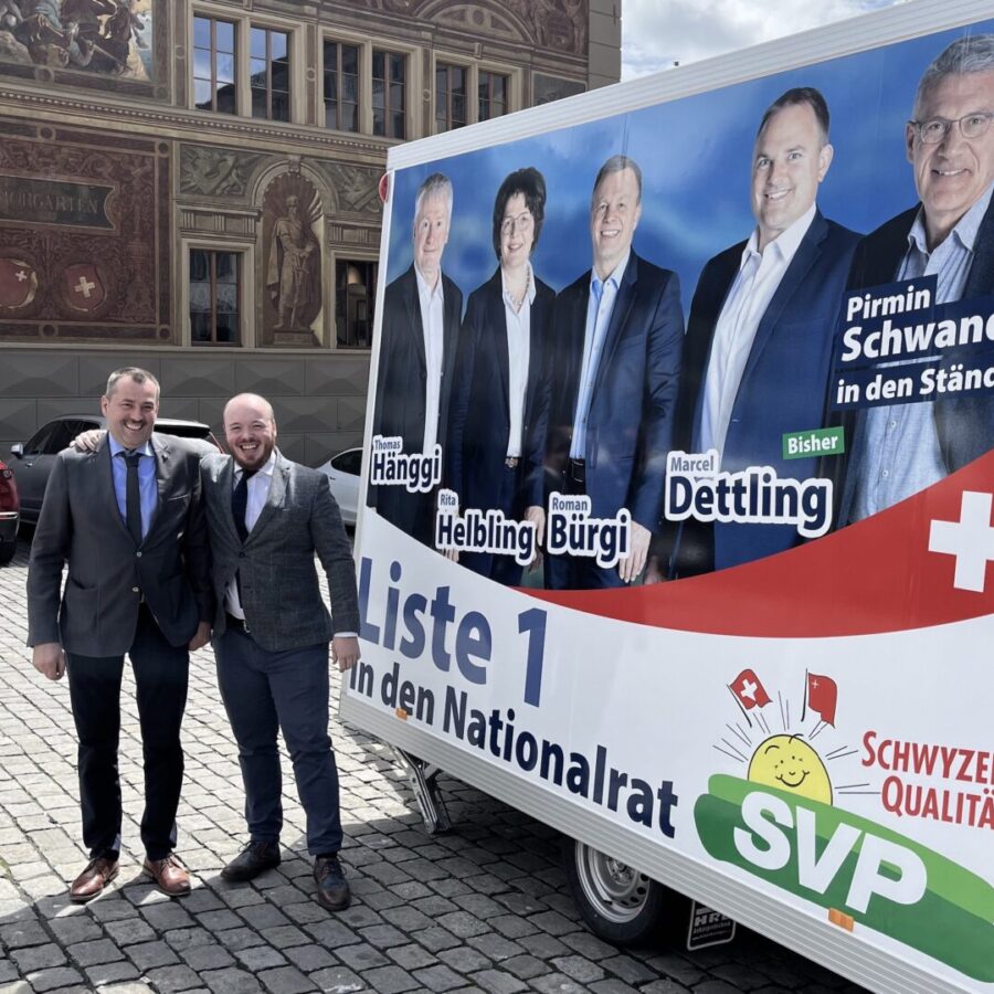 Mit Kantonsrat-Kollege und SVP-Wahlkampfleiter Wendelin Schelbert
